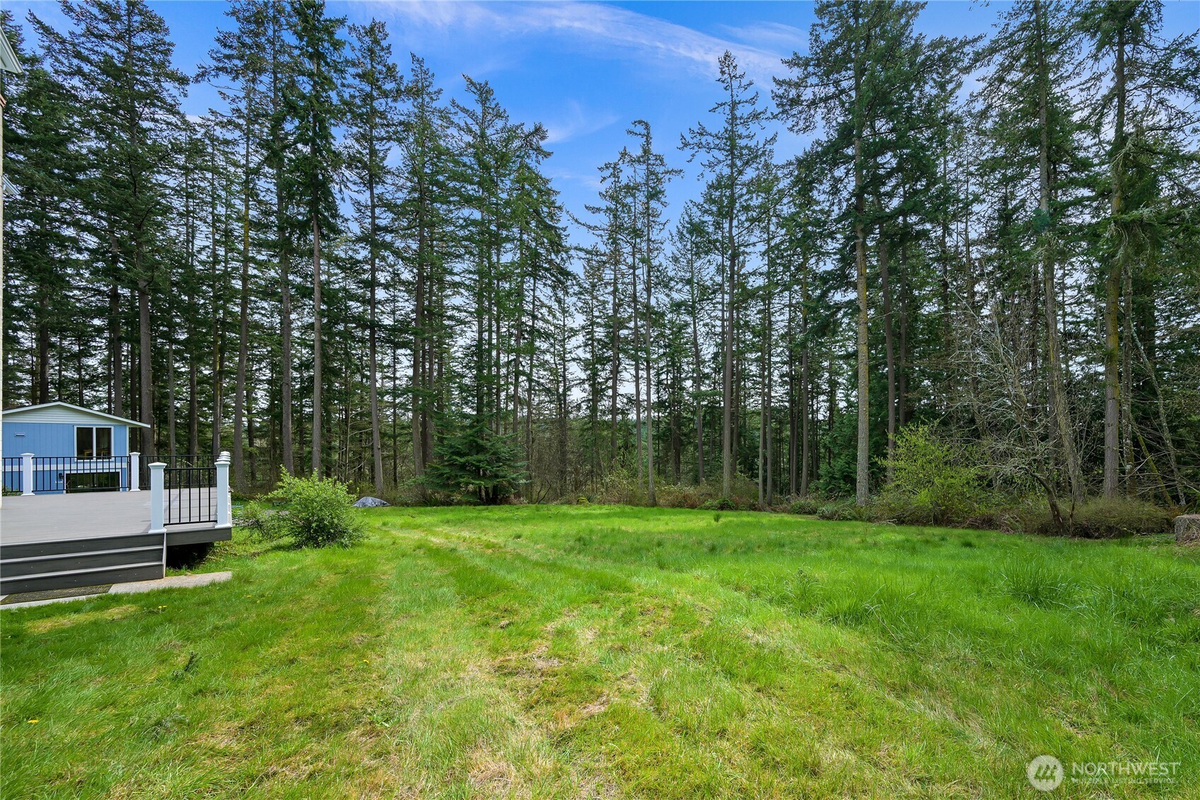 6710 Deer Lane