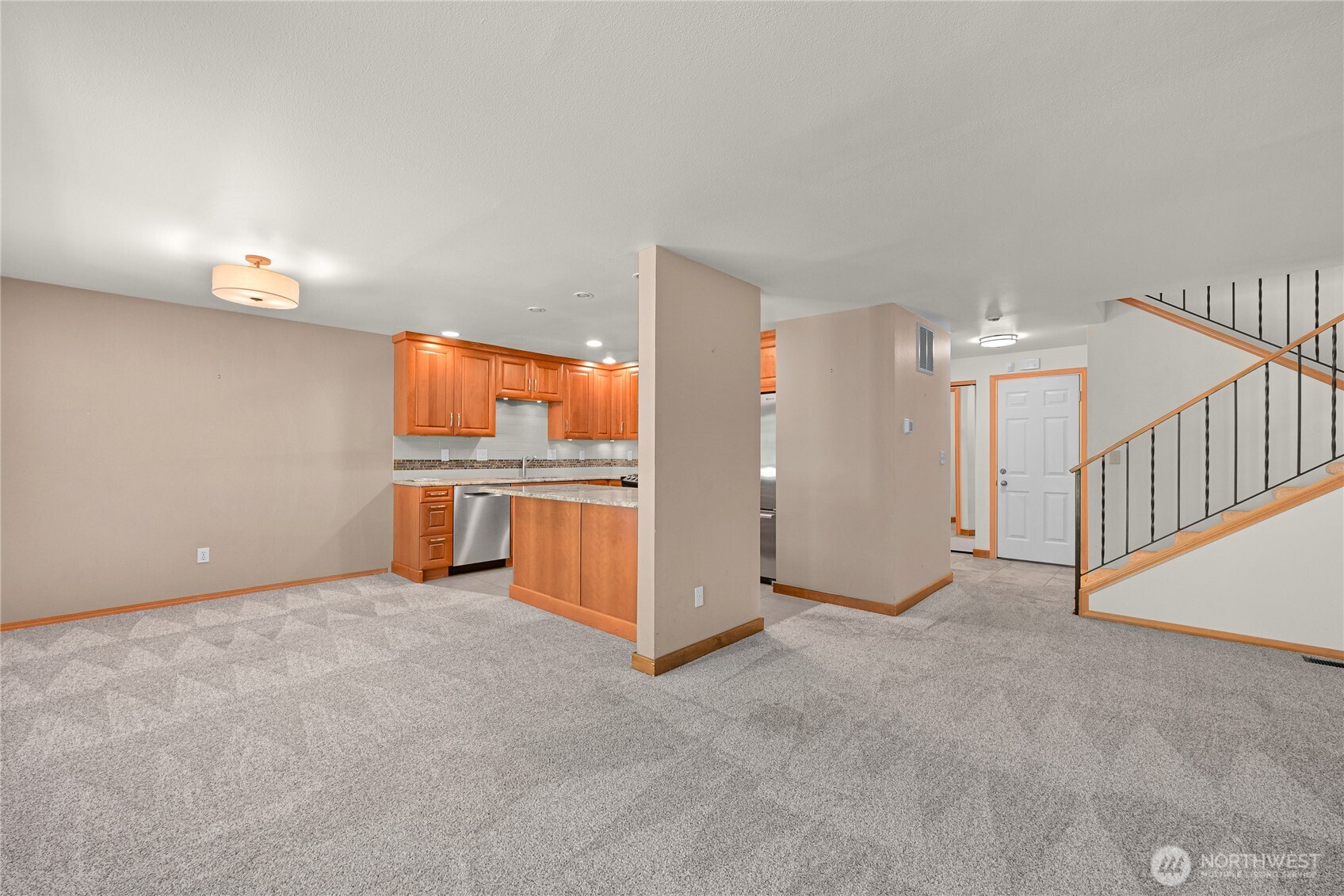 2142 Birch Circle