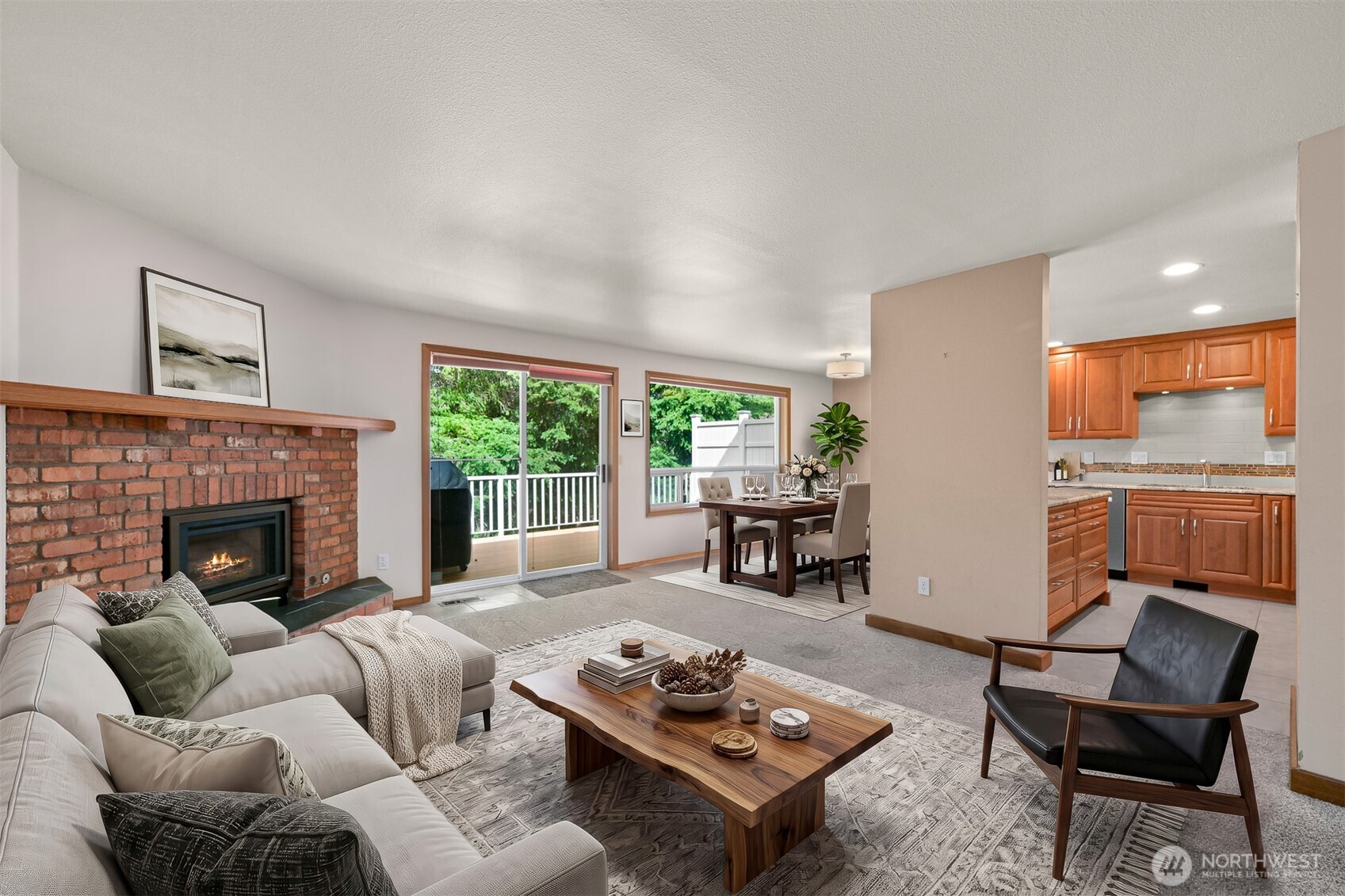 2142 Birch Circle
