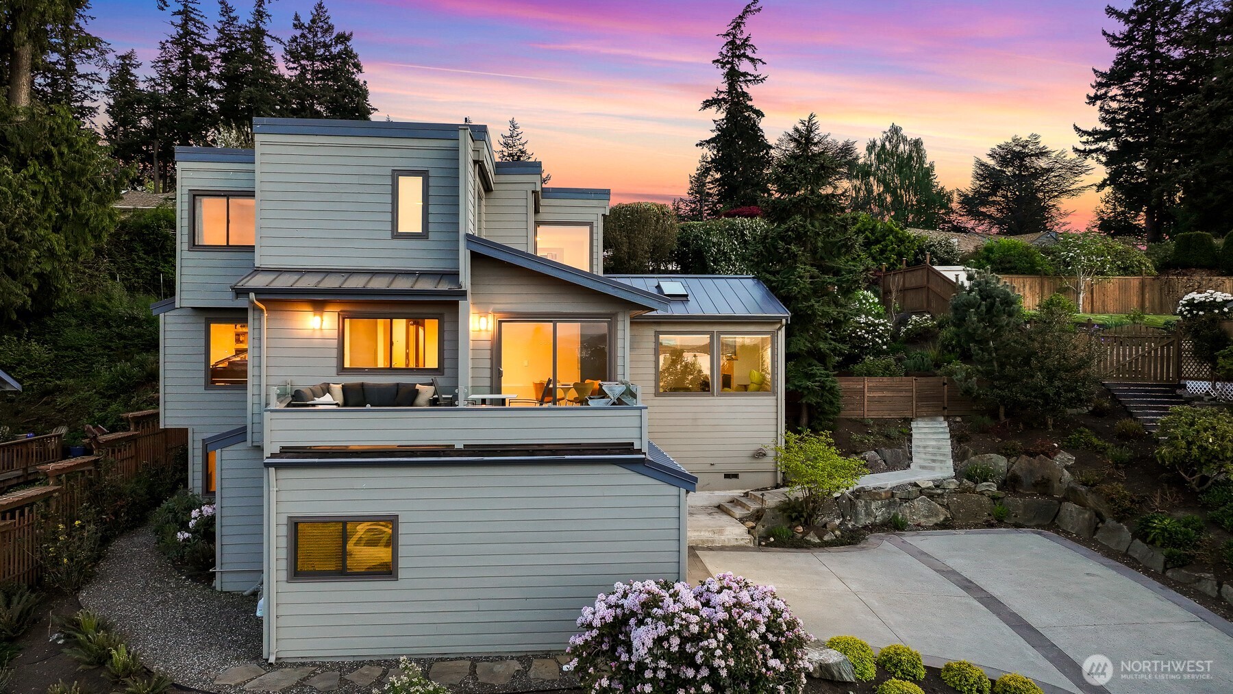 220 Bayside Road