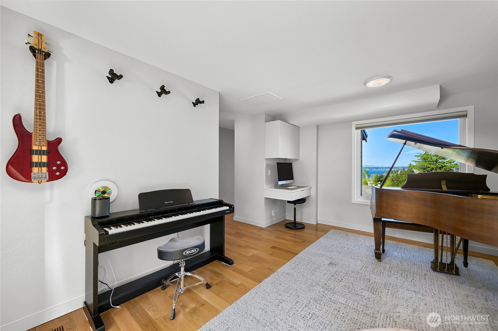 220 Bayside Road