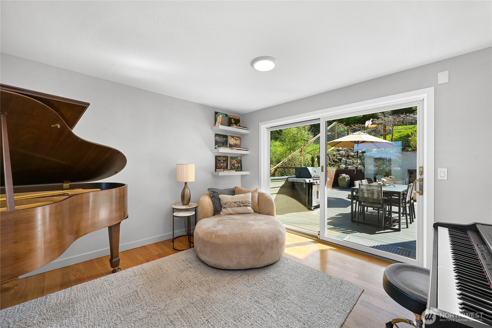 220 Bayside Road