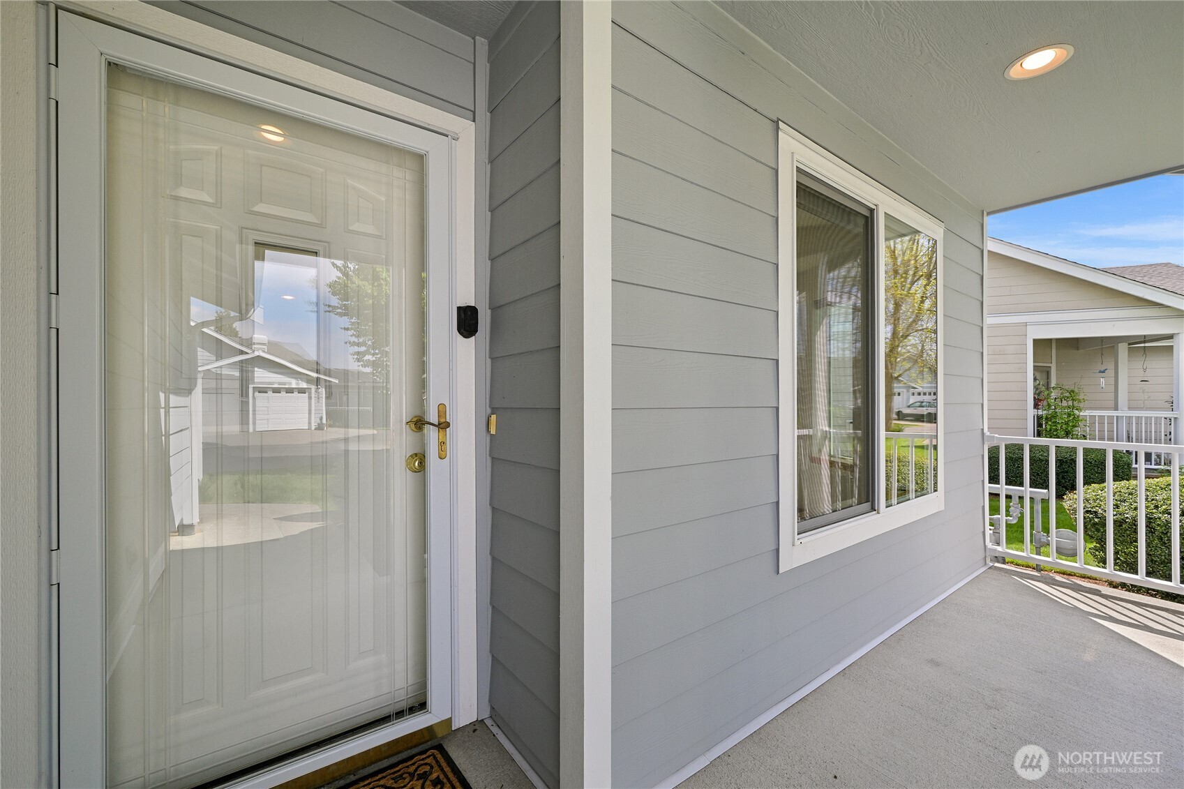 4646 Boardwalk Drive