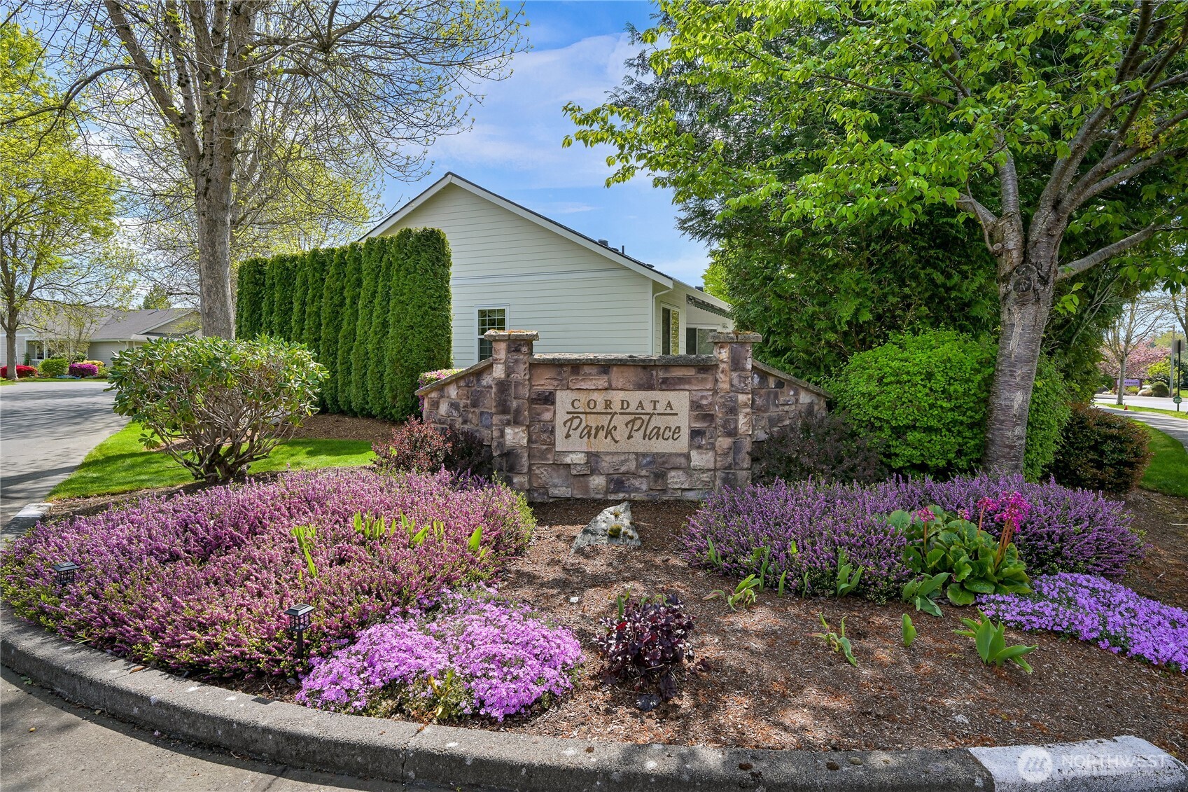 4646 Boardwalk Drive