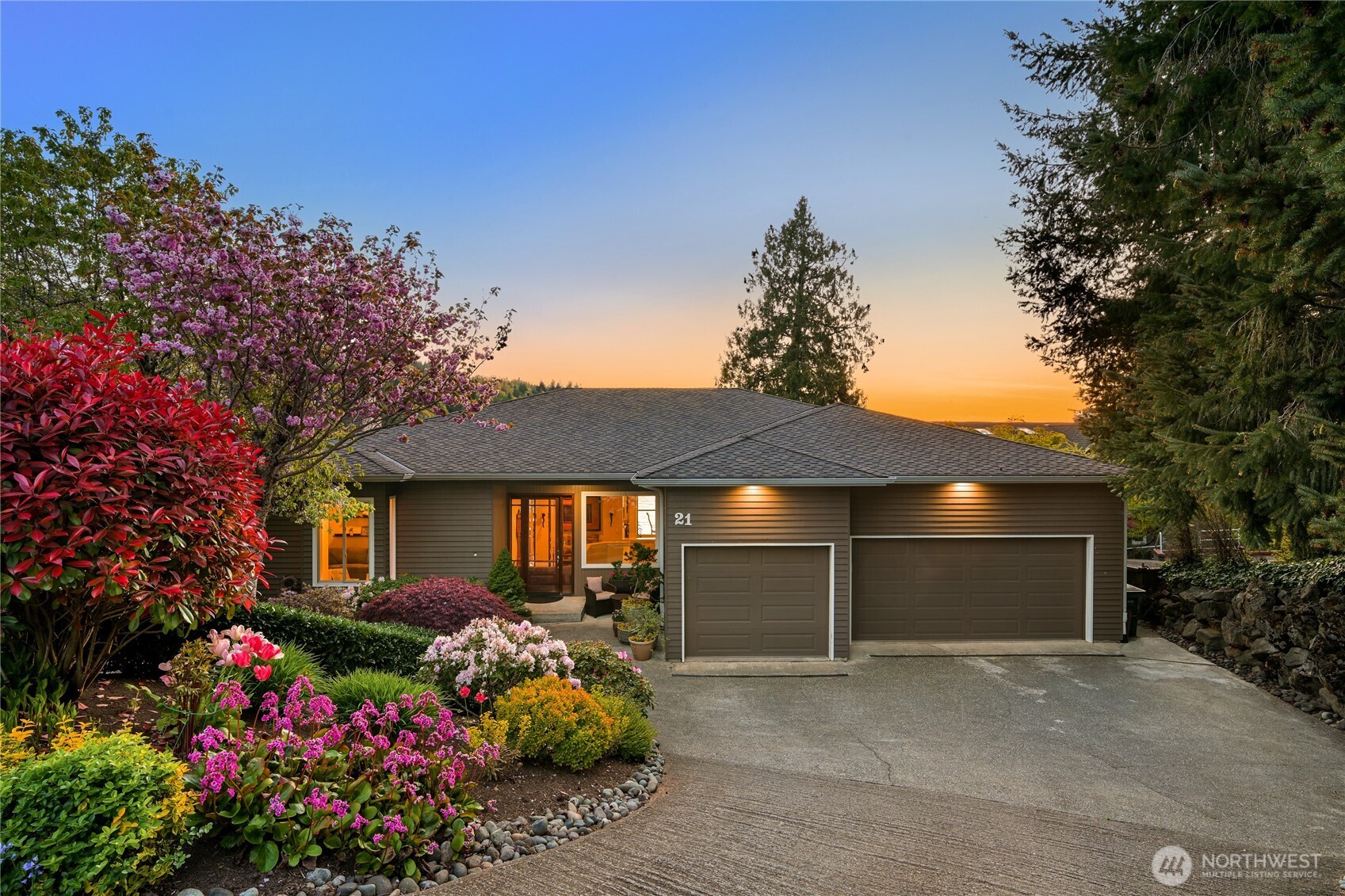 21 Strawberry Point Road