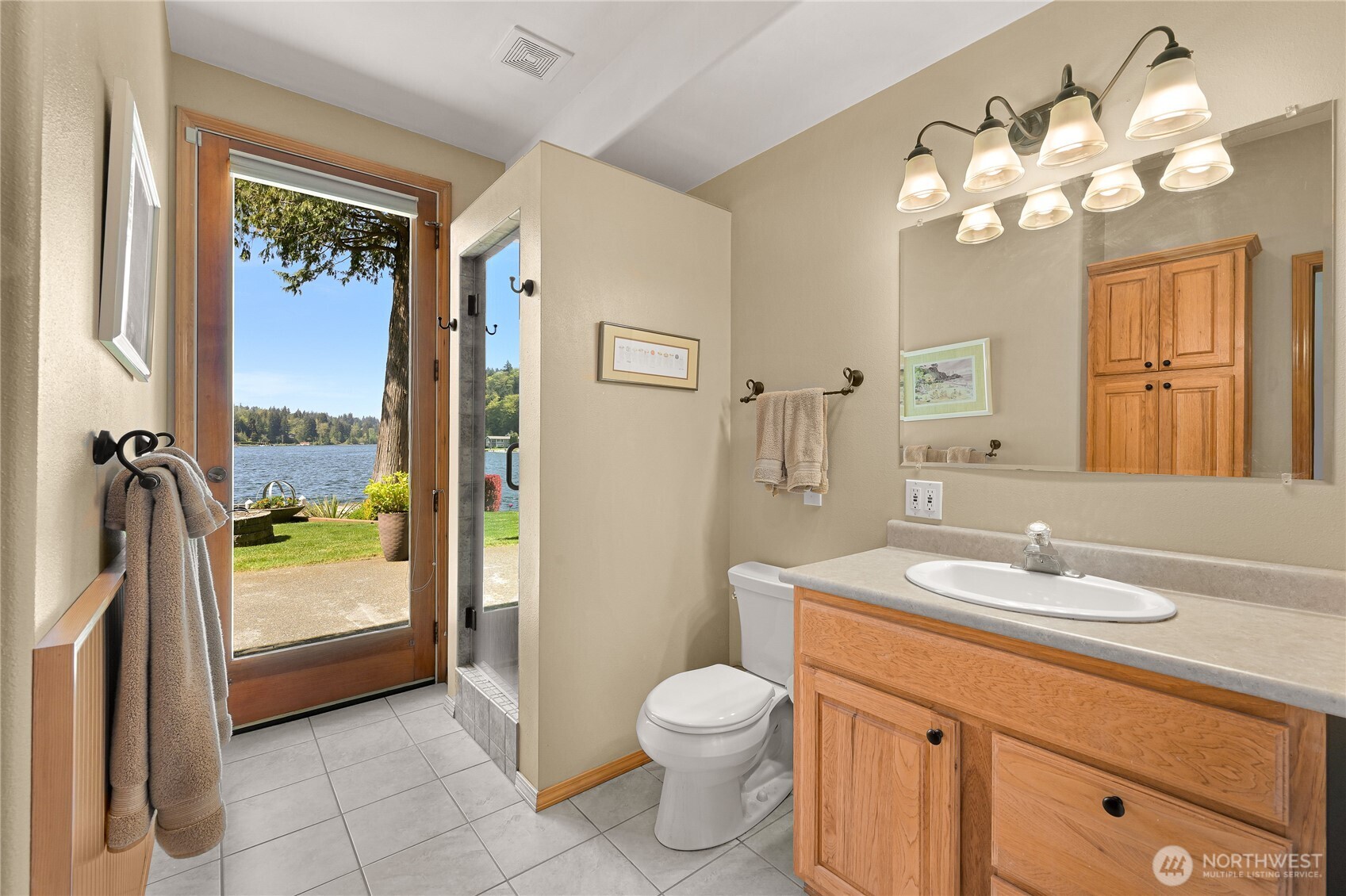 21 Strawberry Point Road