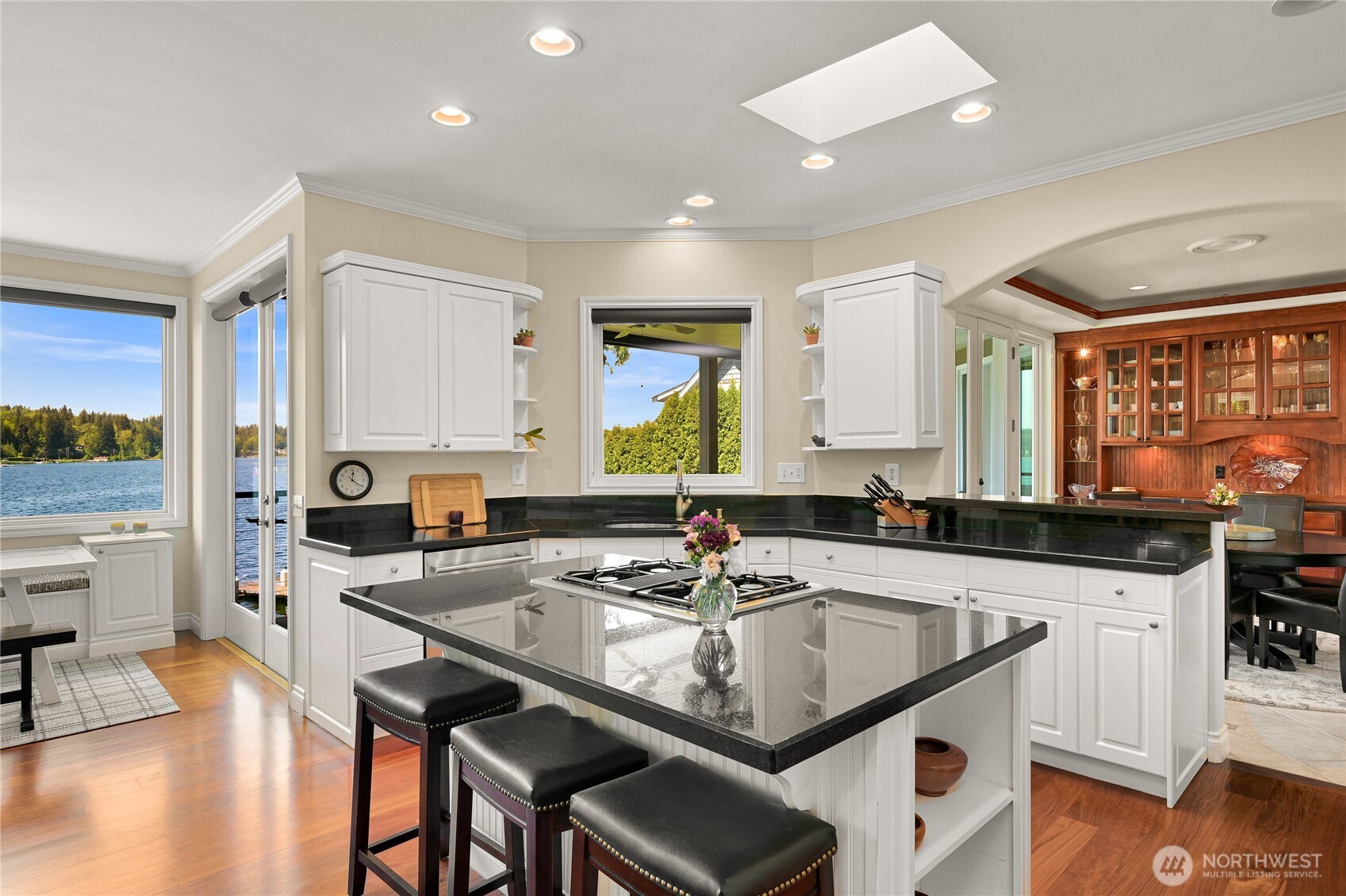 21 Strawberry Point Road