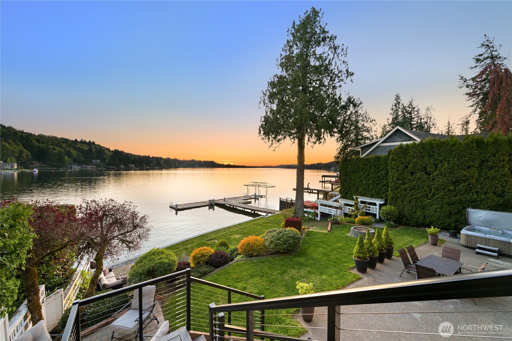 21 Strawberry Point Road