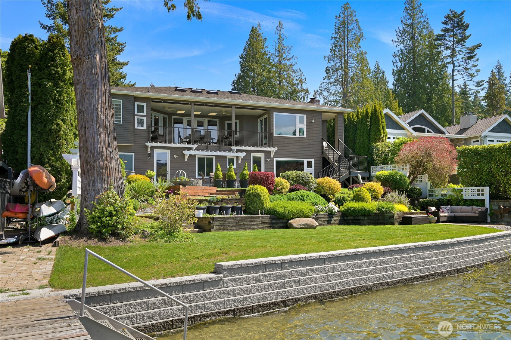 21 Strawberry Point Road