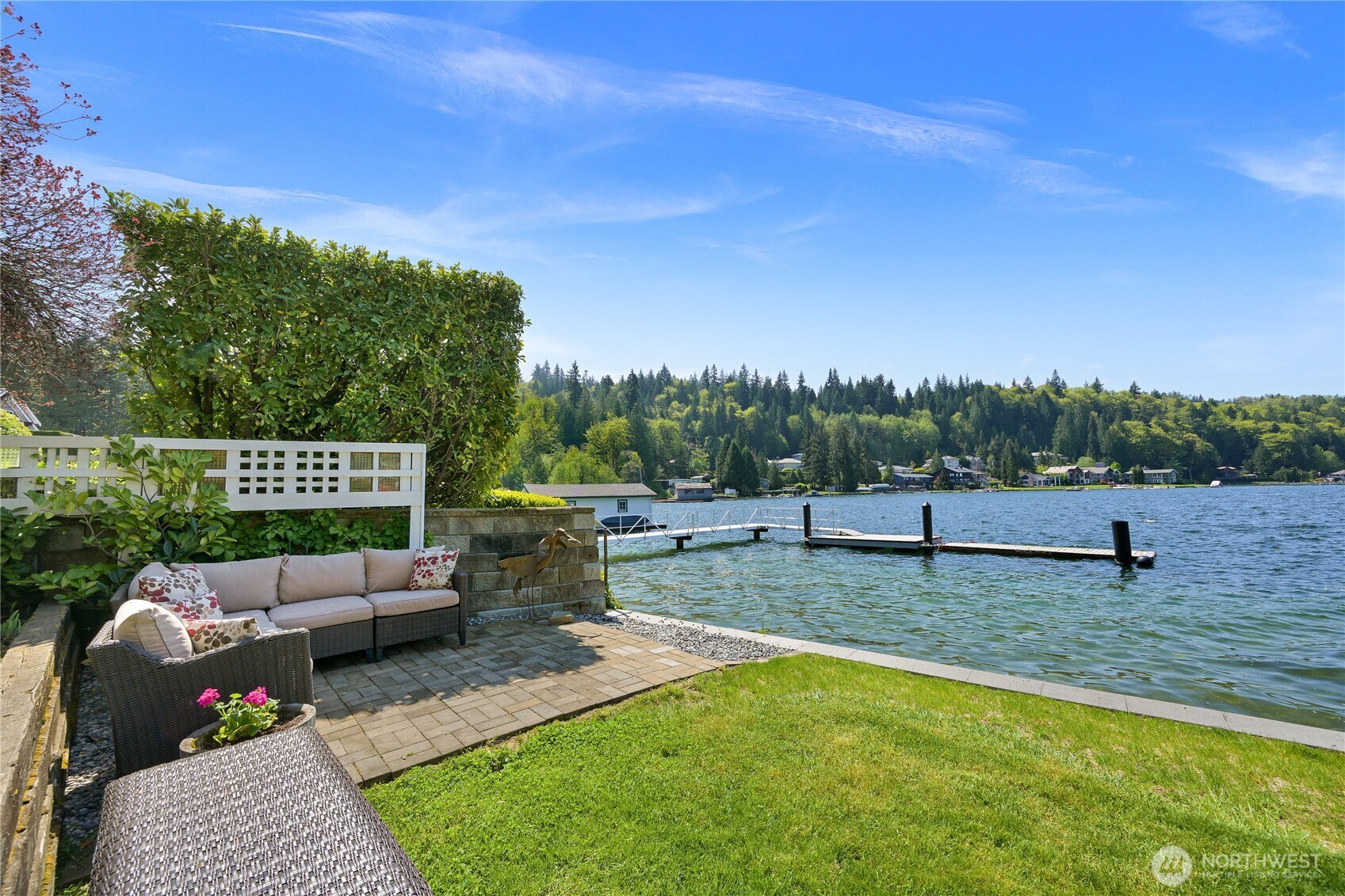 21 Strawberry Point Road