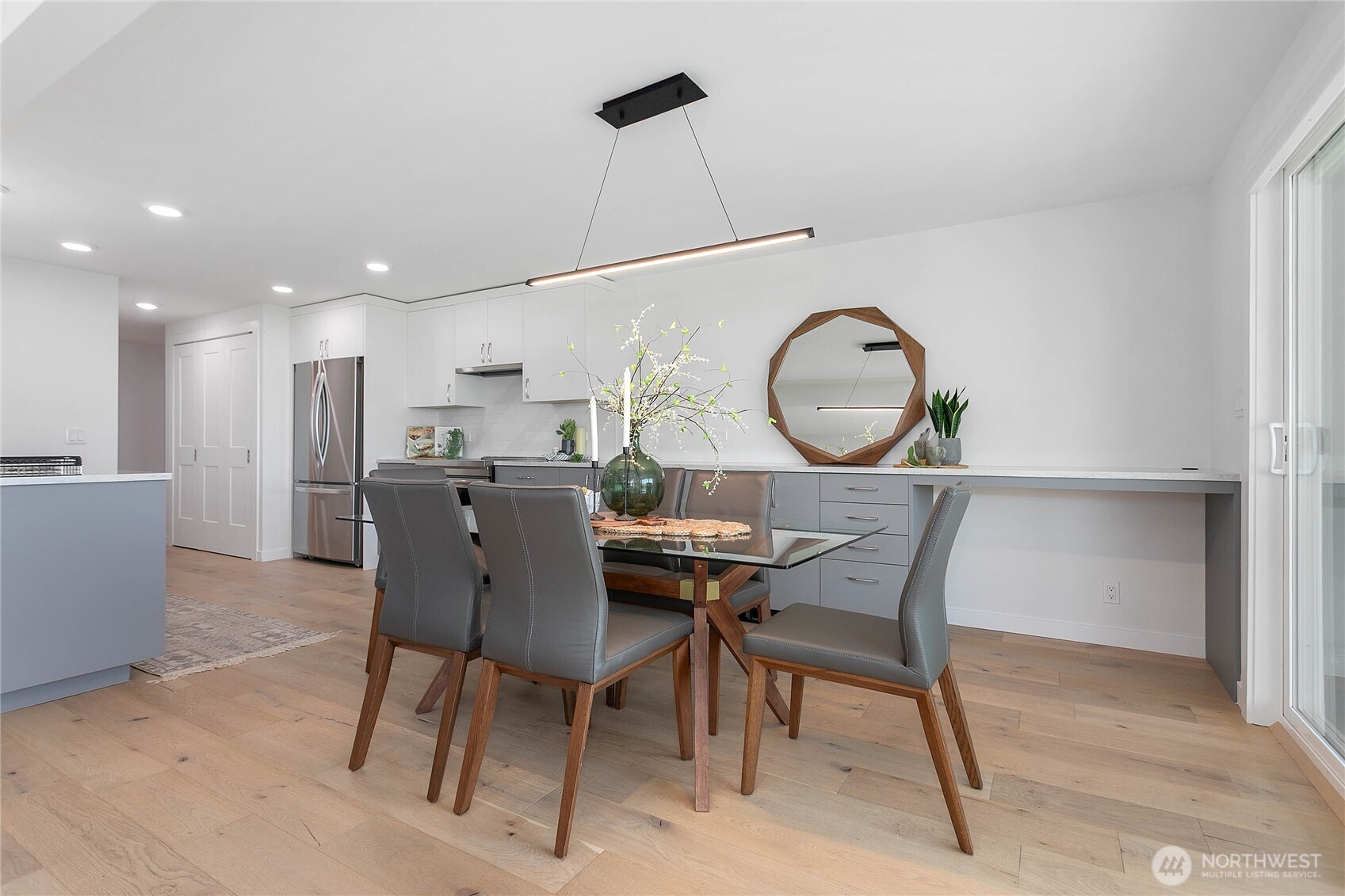 600 S State Street Unit: 100