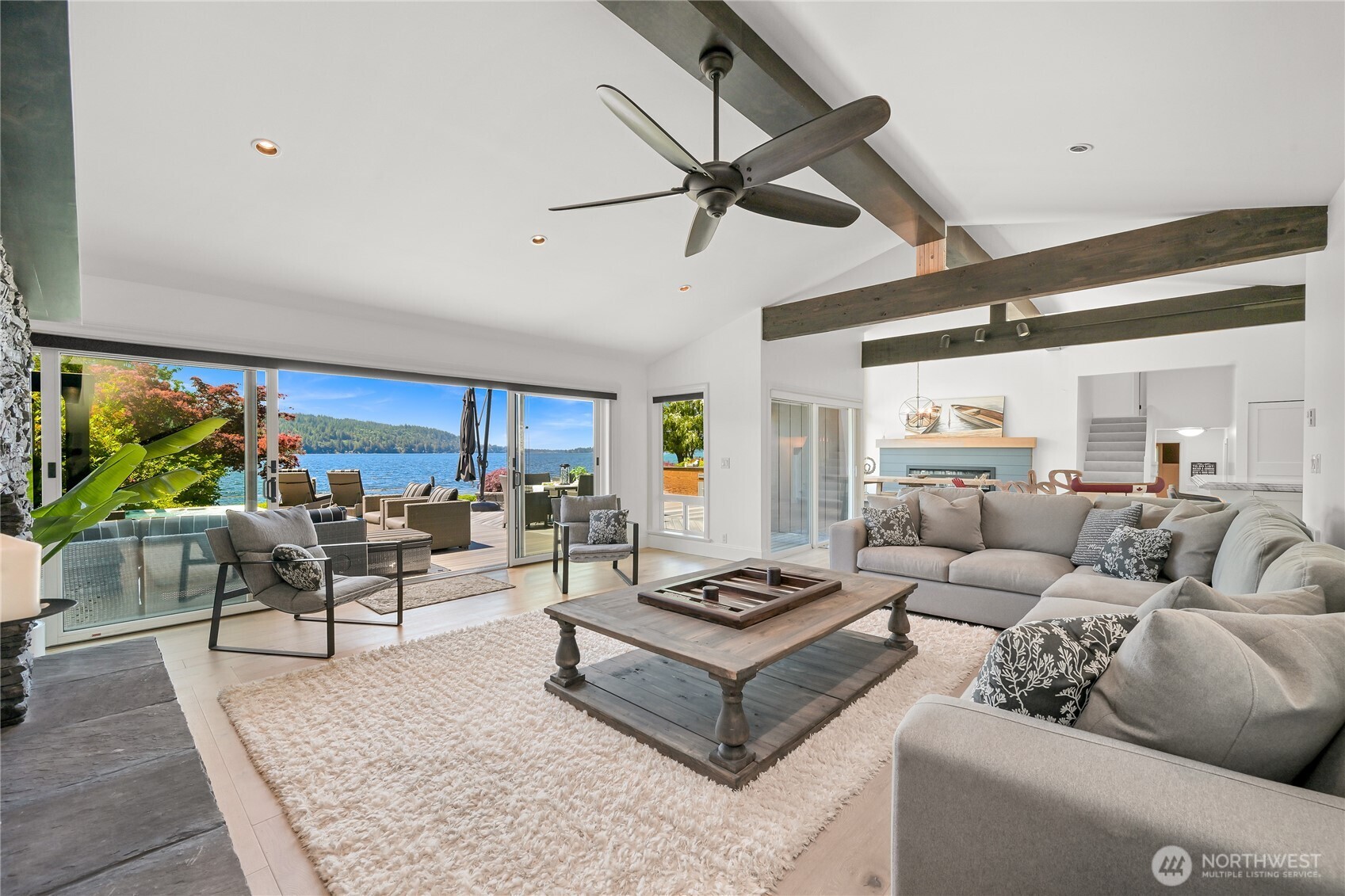 3231 Northshore Road