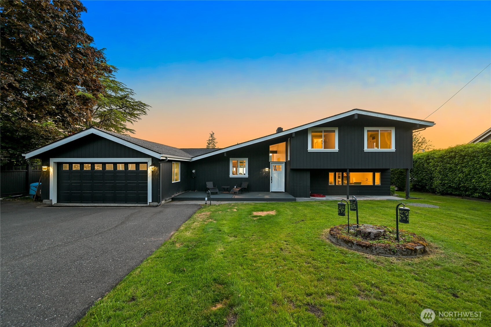 3231 Northshore Road