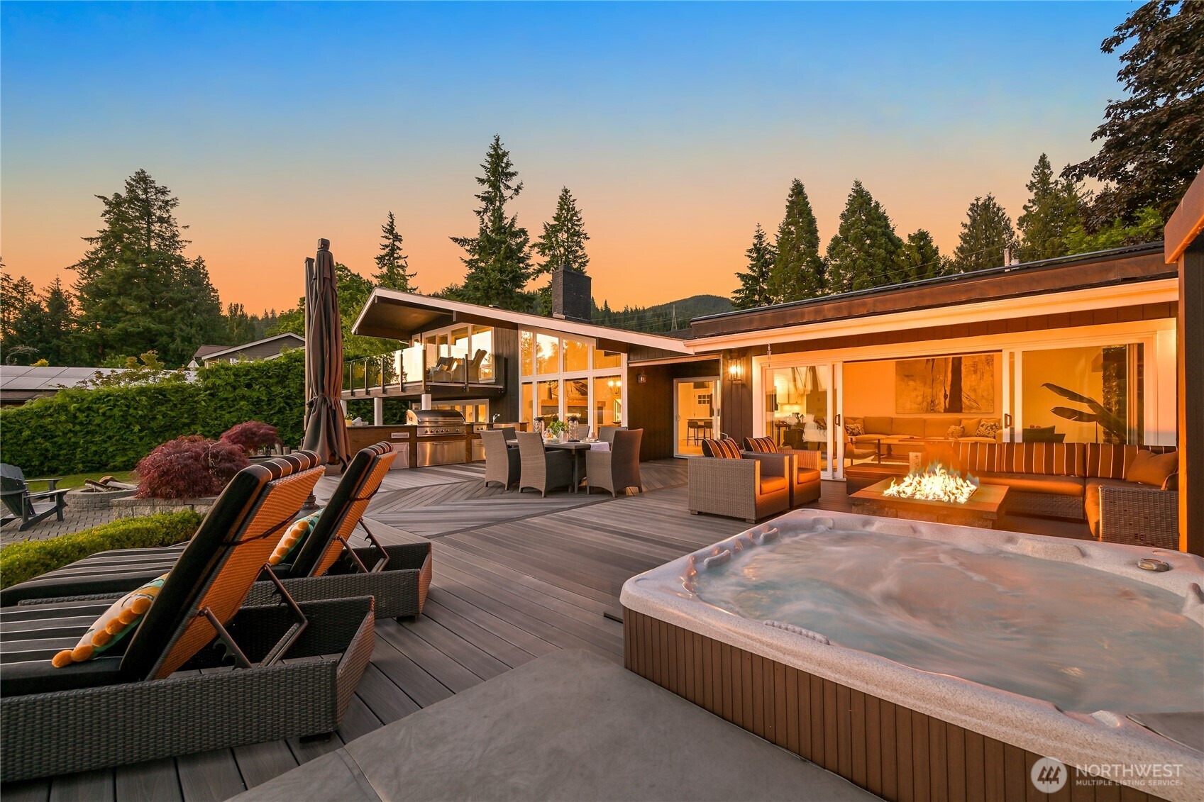 3231 Northshore Road