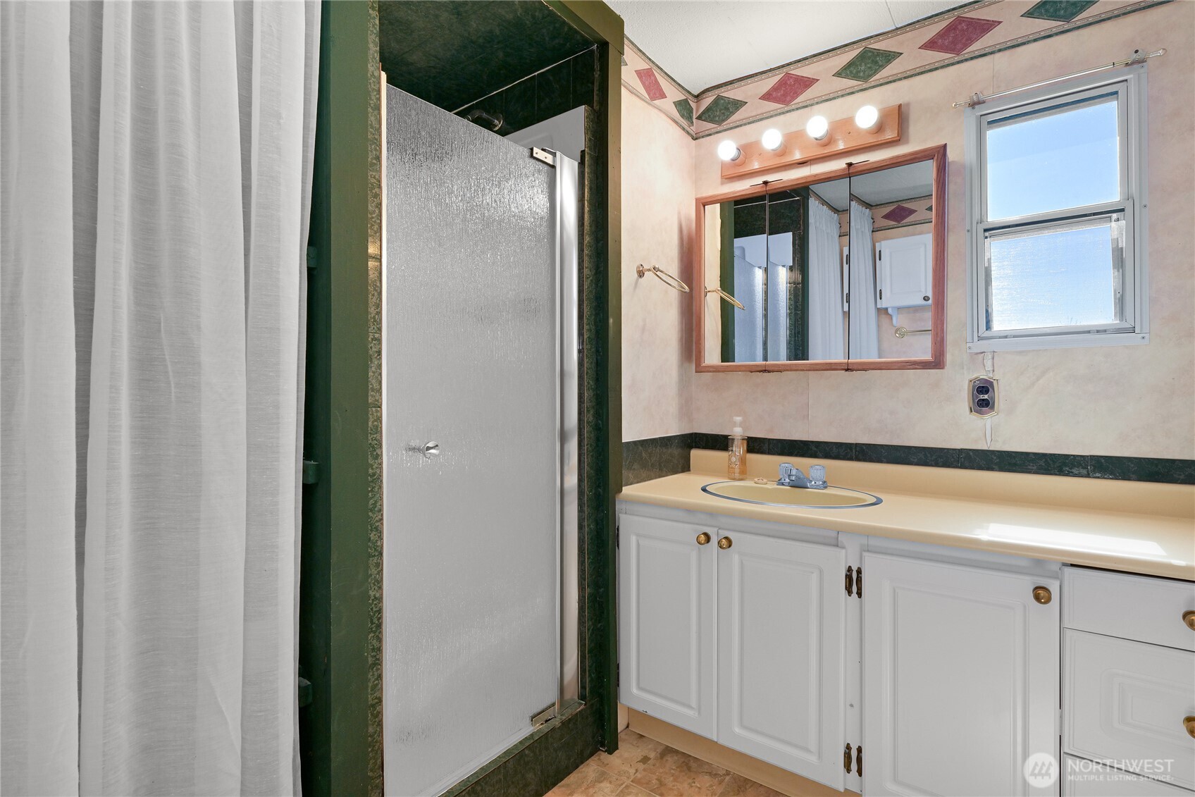 8409 Richard Way