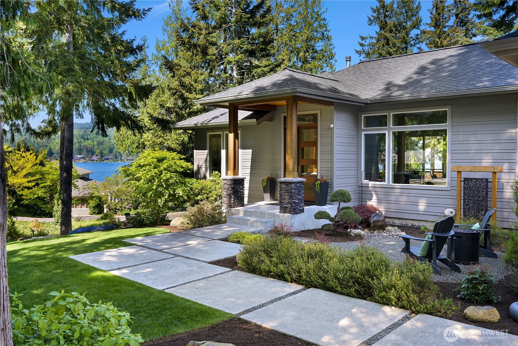 28 Strawberry Point Road