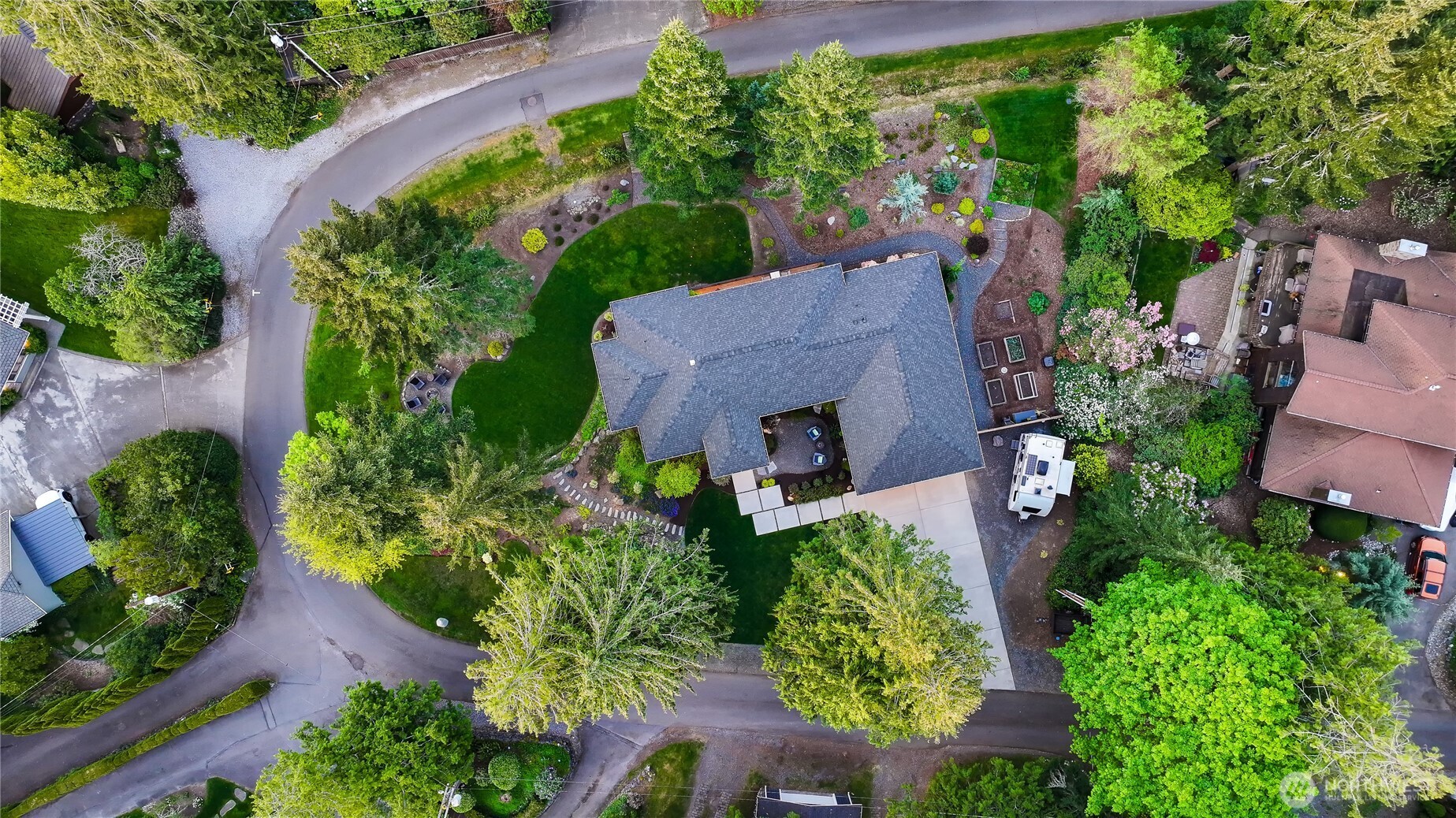 28 Strawberry Point Road