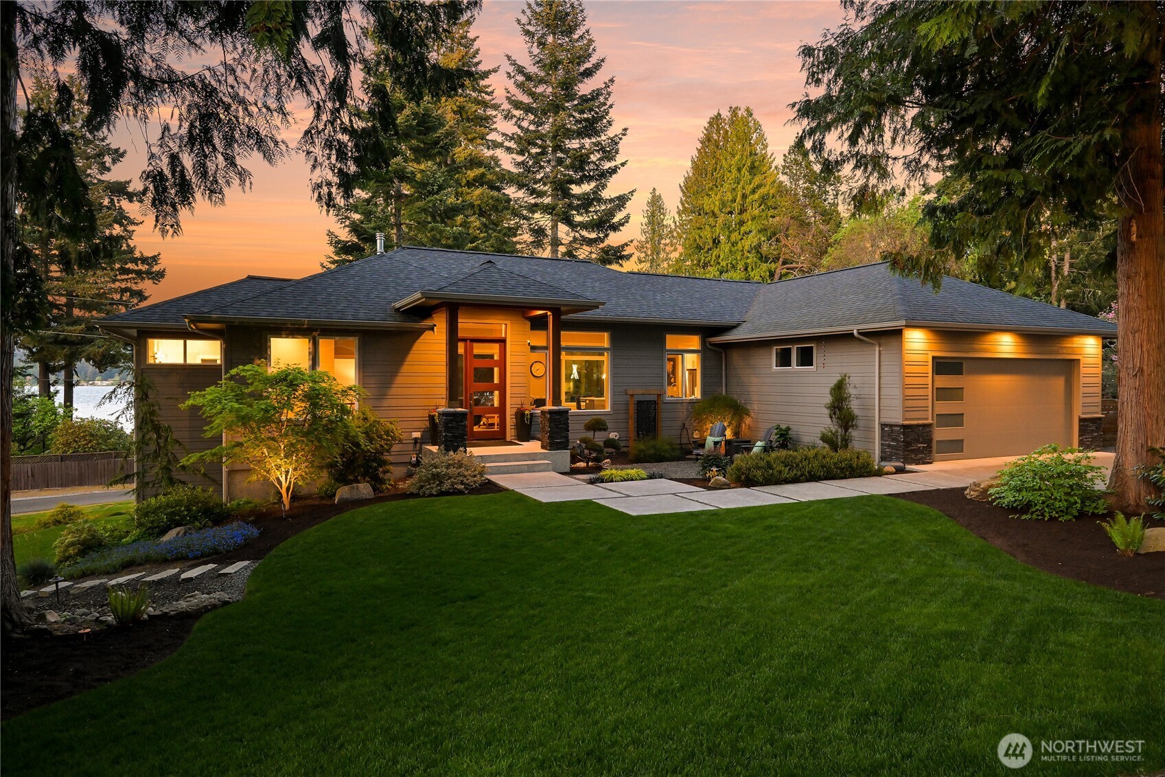 28 Strawberry Point Road