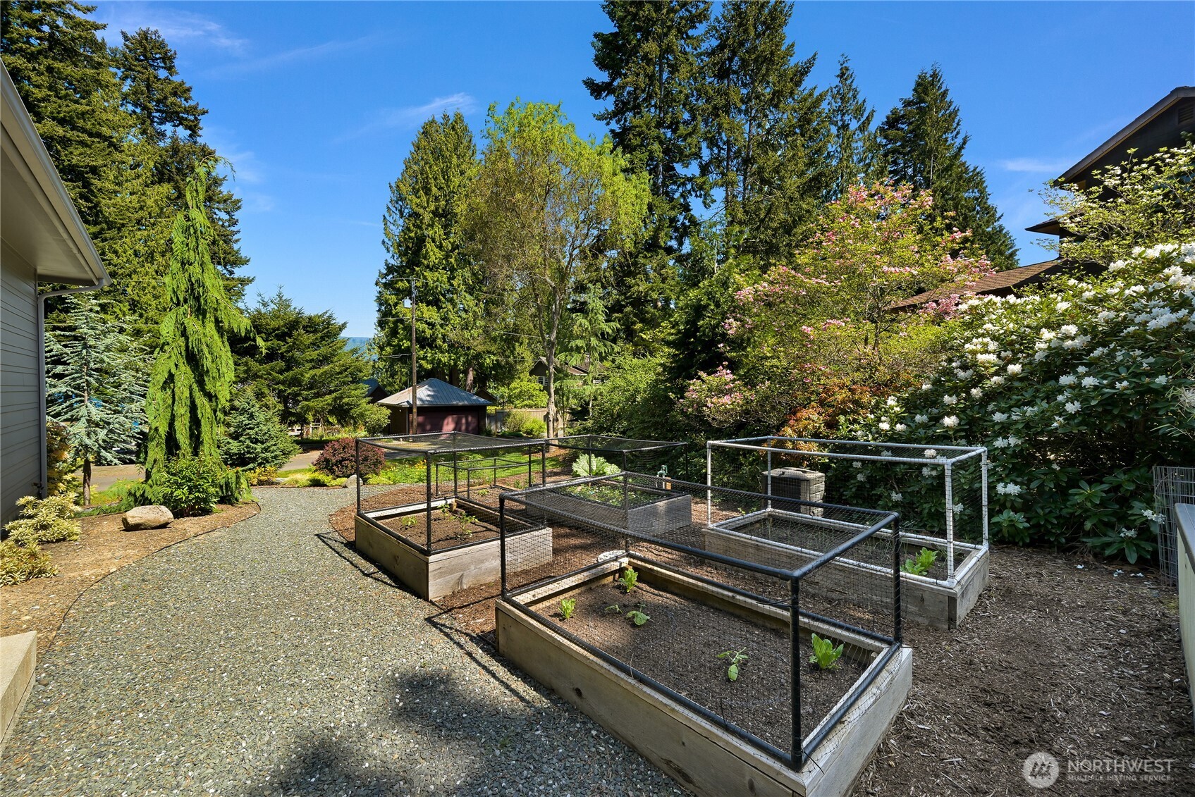 28 Strawberry Point Road