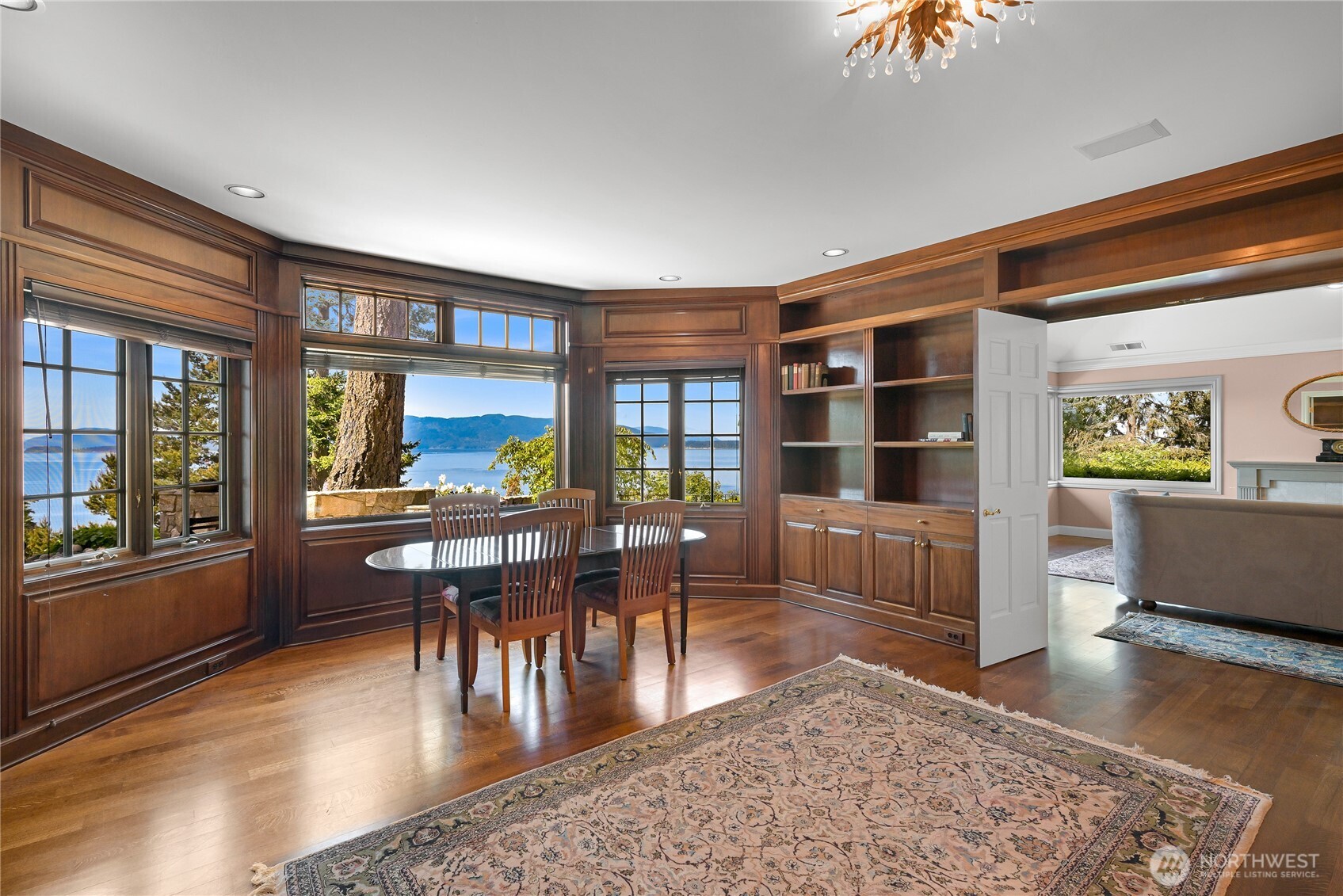 420 S Clarkwood Drive