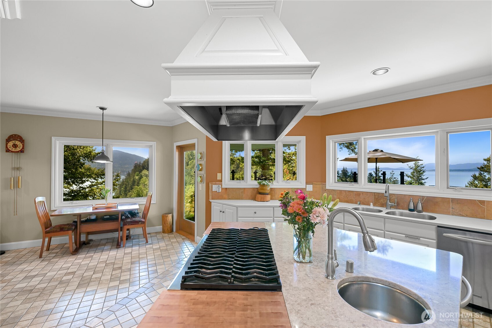 420 S Clarkwood Drive