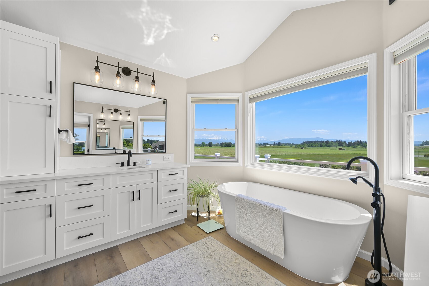 359 E Wiser Lake Road