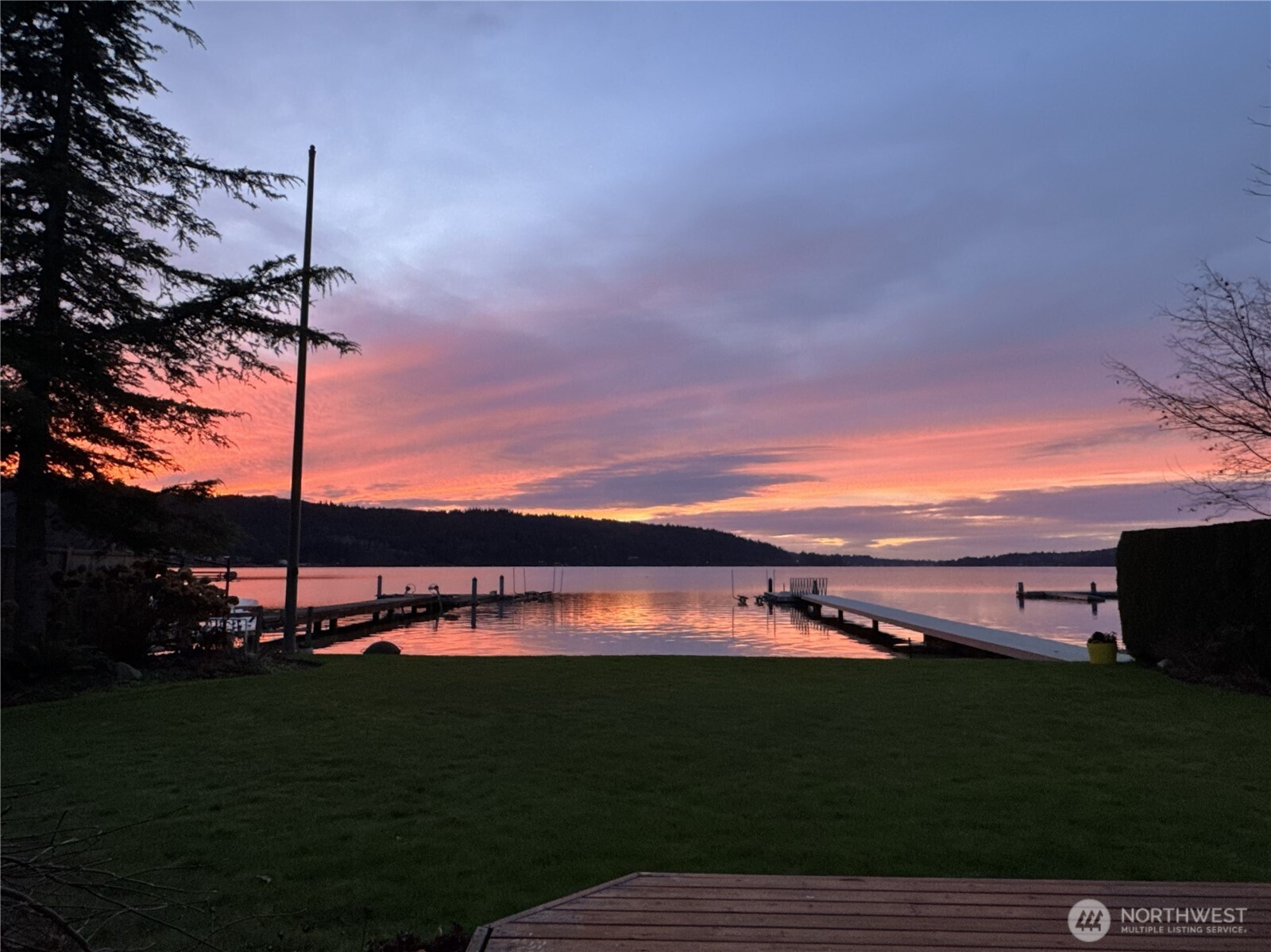 3187 Northshore Road