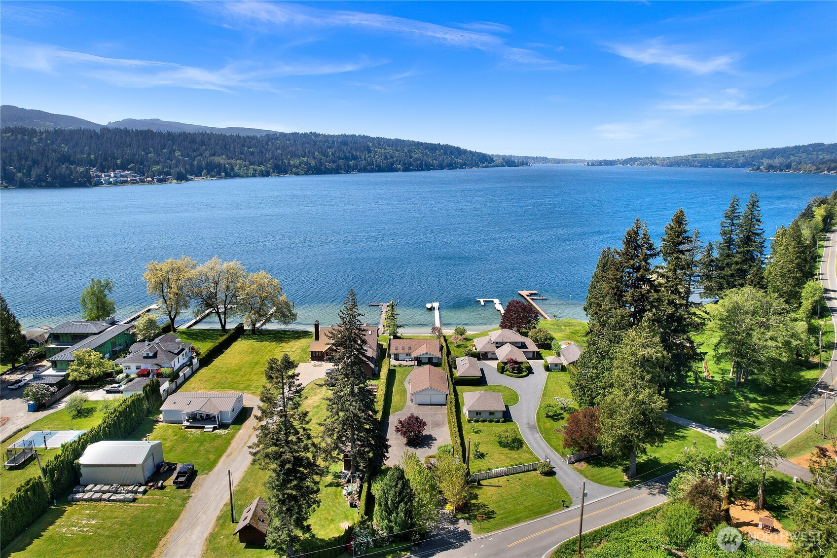 3187 Northshore Road