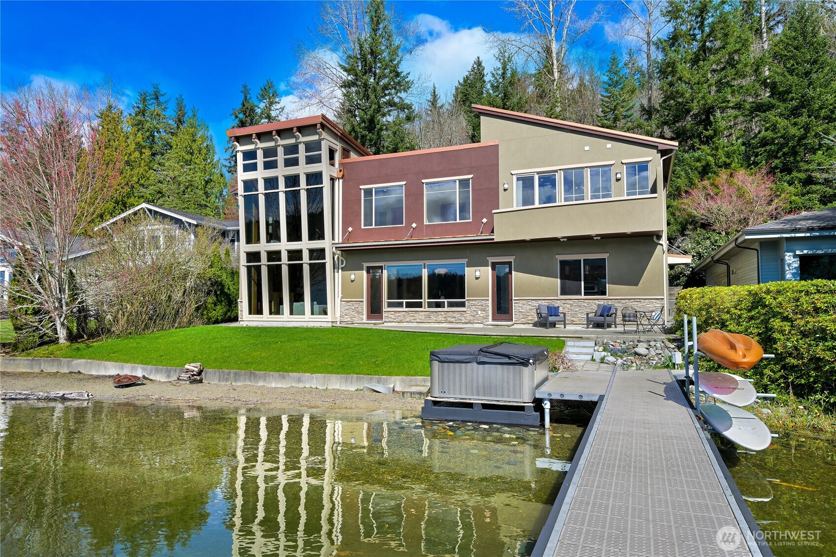 2076 Dellesta Drive