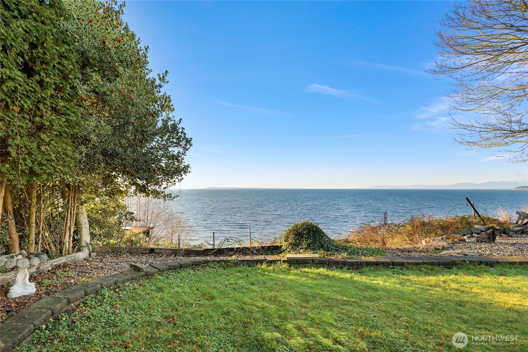8539 Semiahmoo Drive