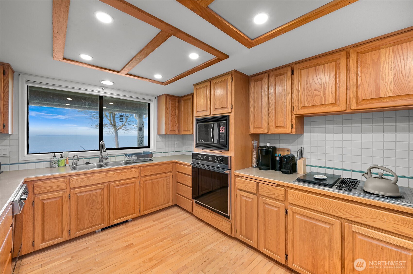 8539 Semiahmoo Drive