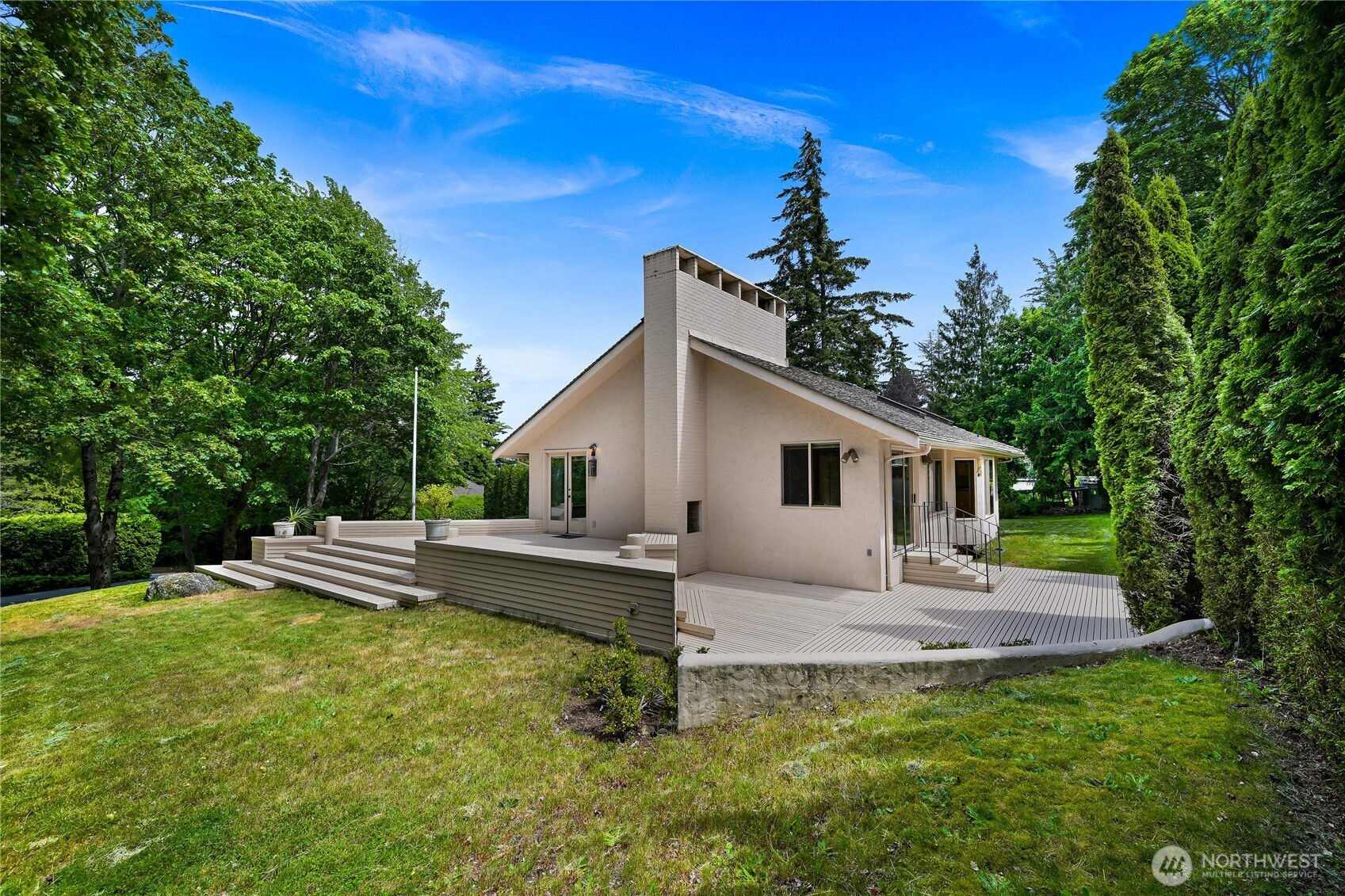 208 Hawthorn Road