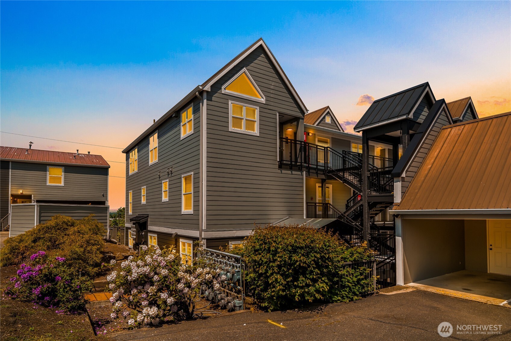 705 N State Street Unit: 301