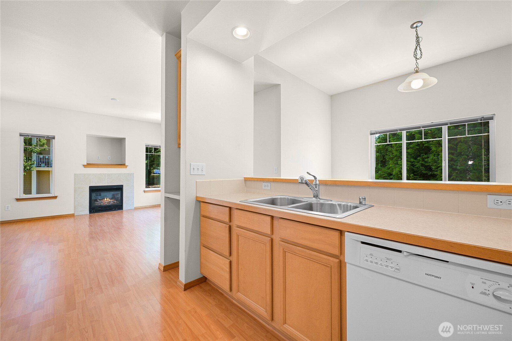 4645 Celia Way Unit: 201