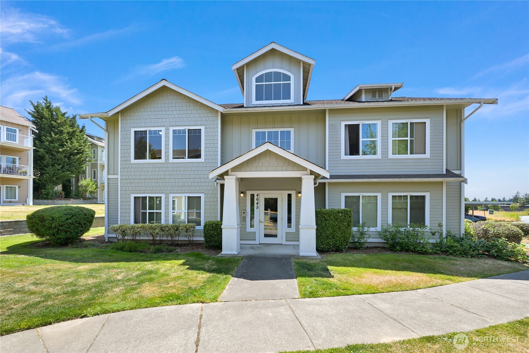 4645 Celia Way Unit: 201