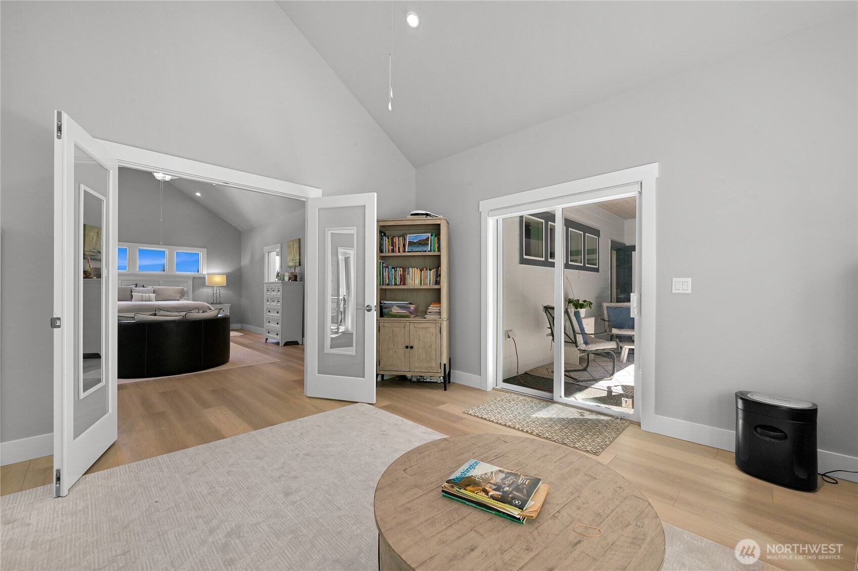 971 Lakewood Lane