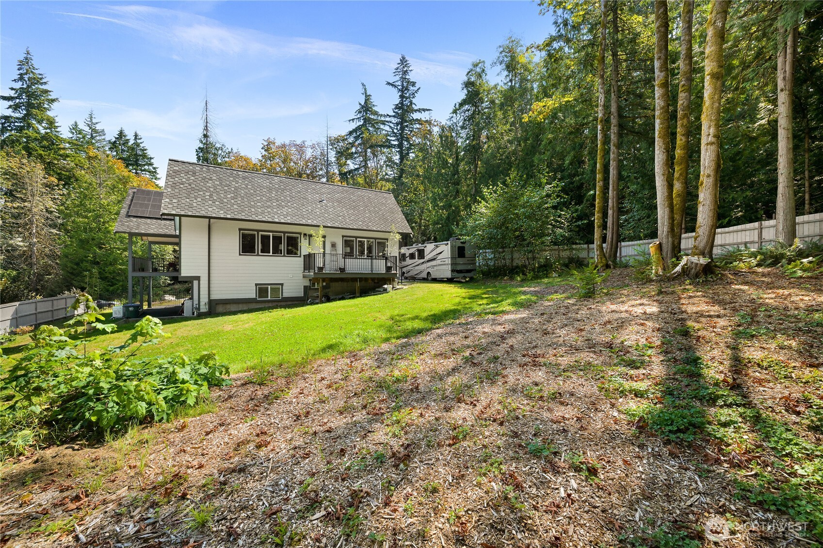 971 Lakewood Lane