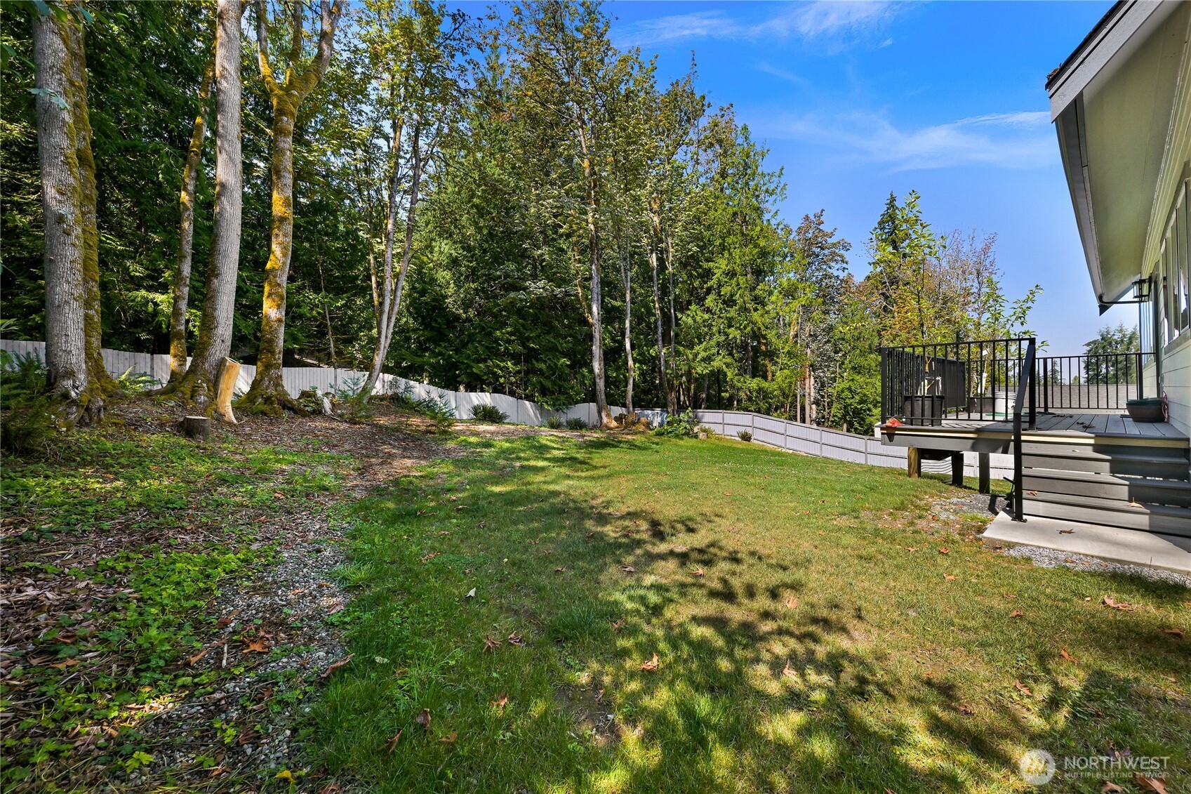 971 Lakewood Lane
