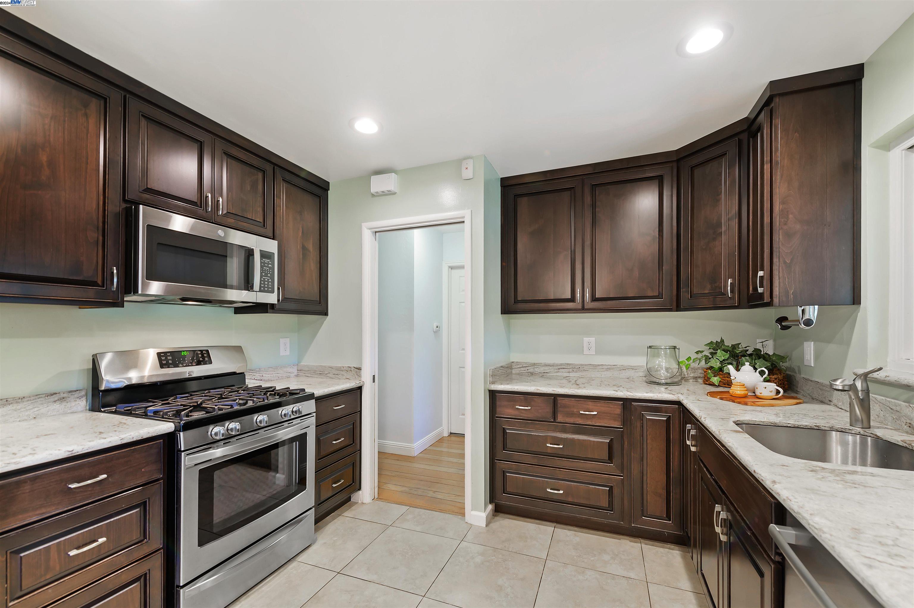 21299 Kahlert Street