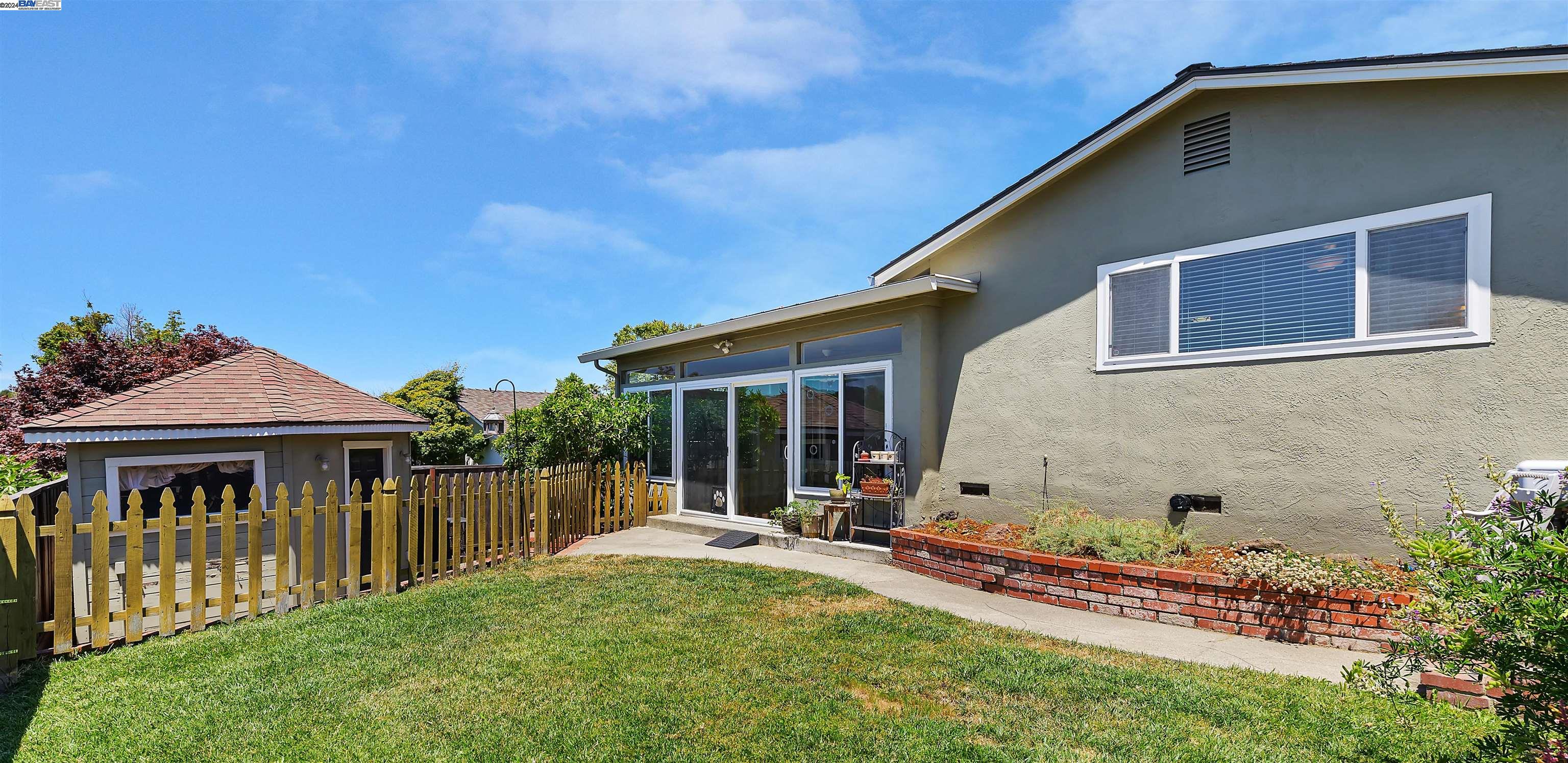 21299 Kahlert Street