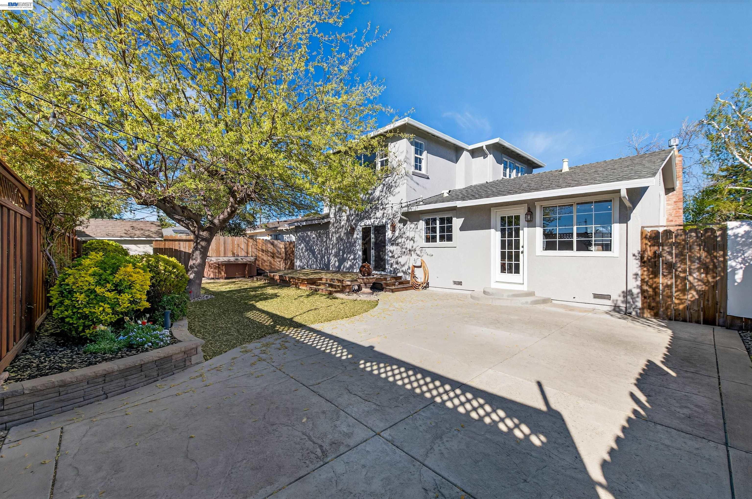 1185 El Dorado Drive