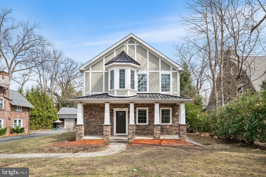 205 CONSHOHOCKEN STATE ROAD