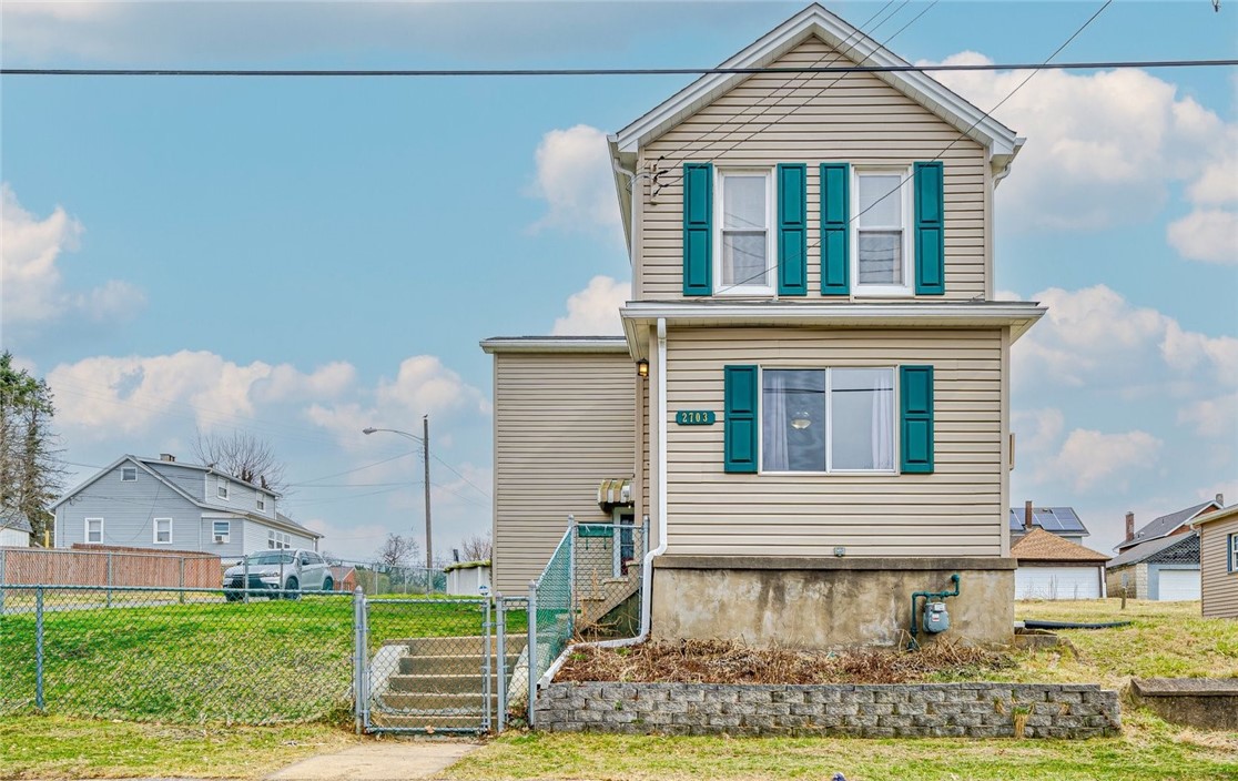 2703 Kansas St