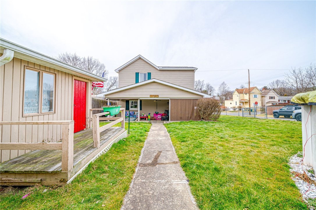 2703 Kansas St