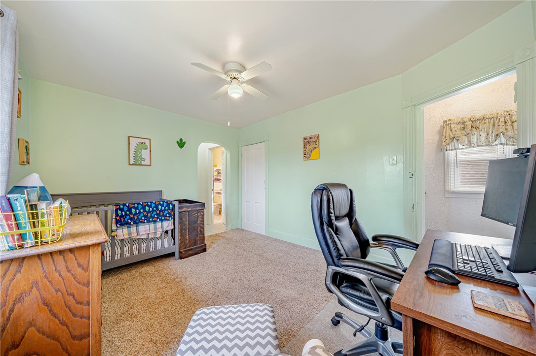 2703 Kansas St