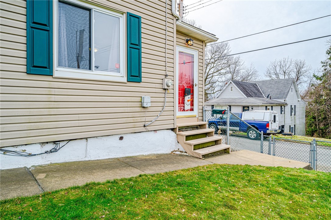 2703 Kansas St
