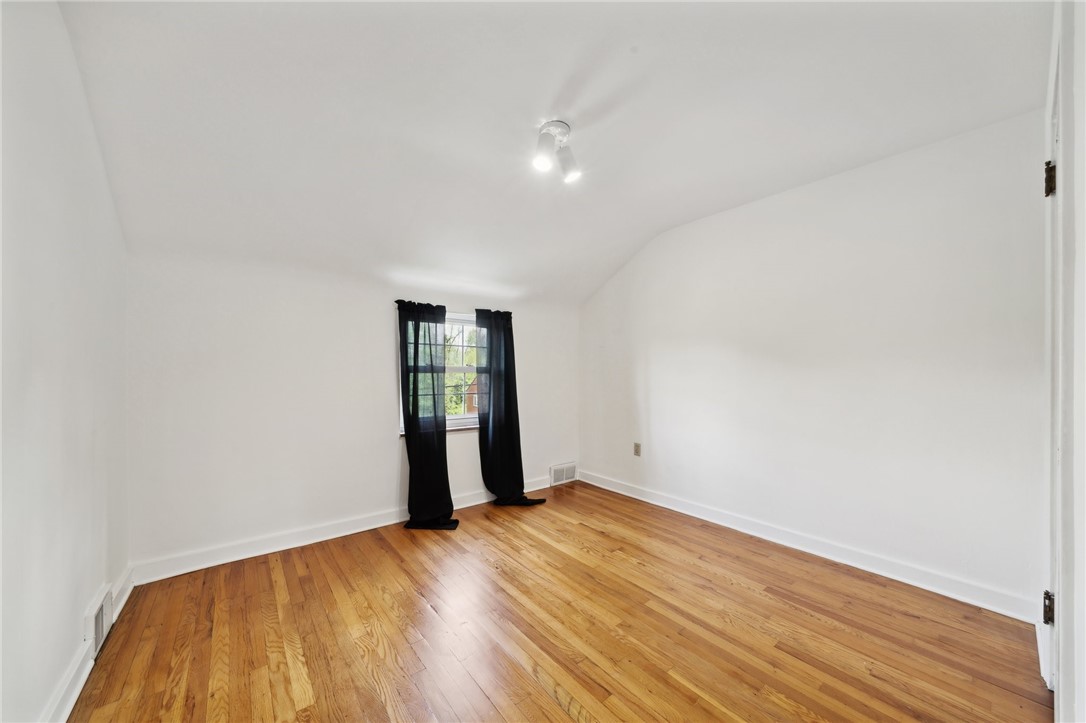 122 Gardenia Dr