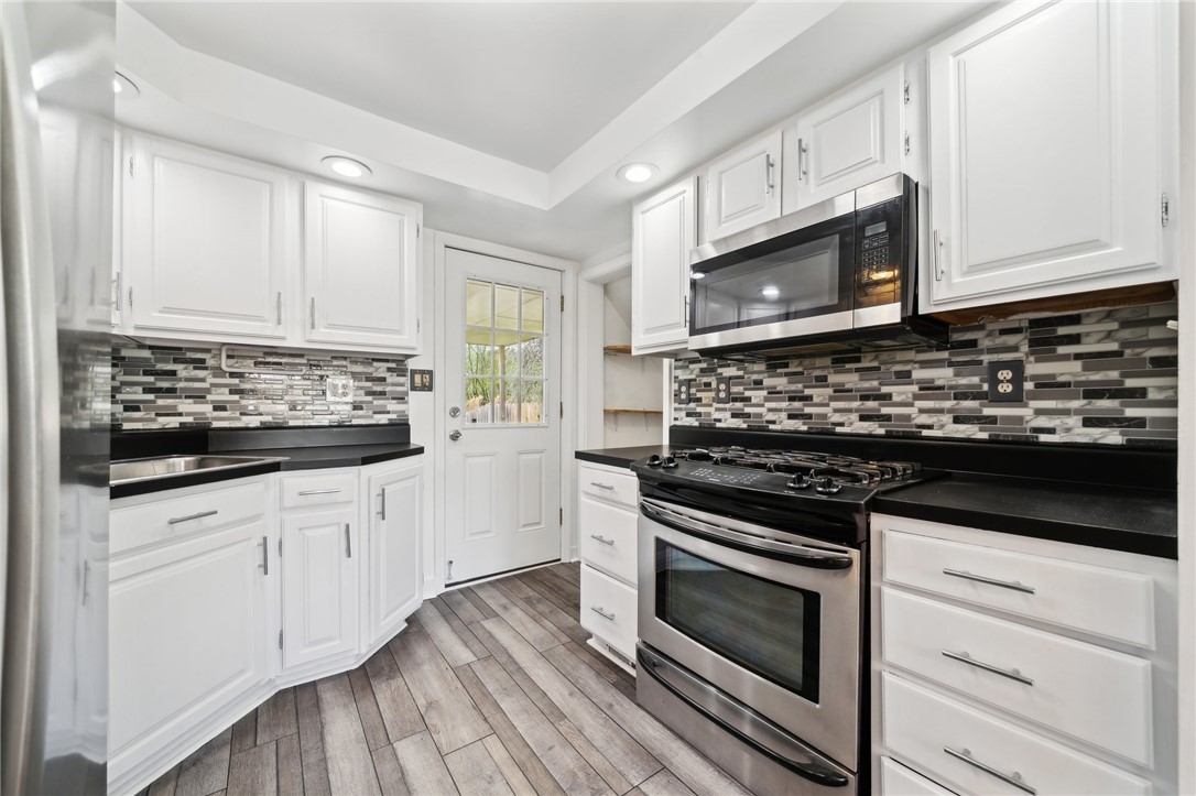 122 Gardenia Dr