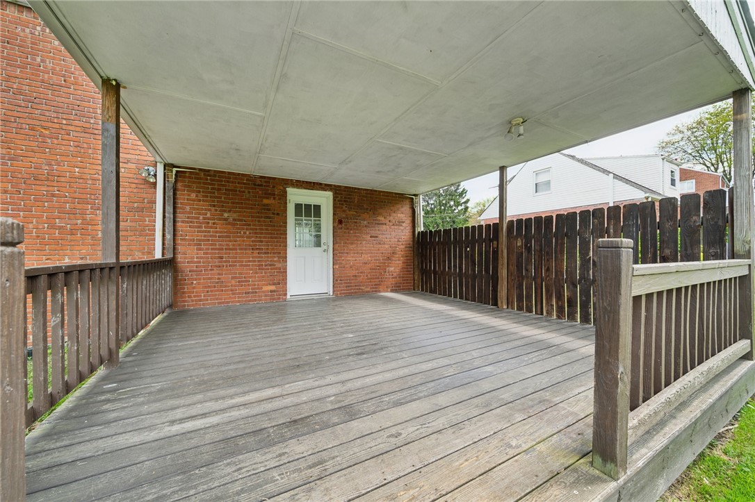 122 Gardenia Dr