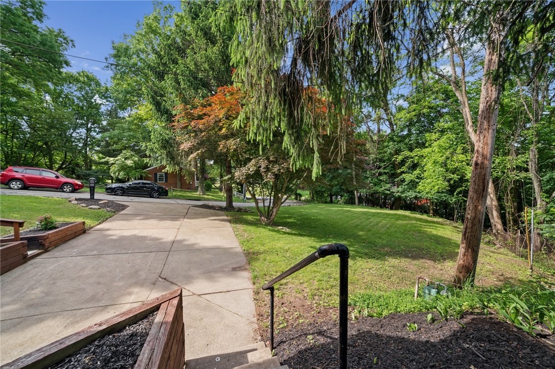7 Sylvia Ln